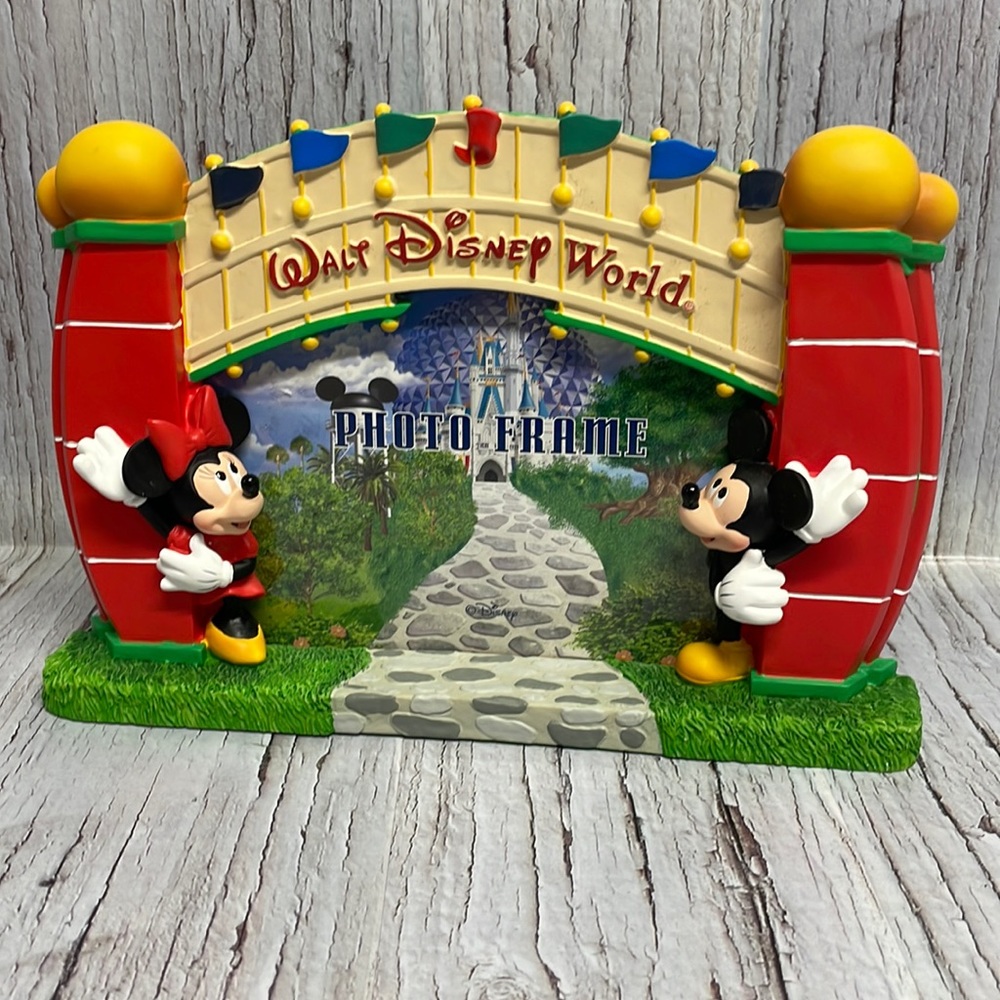 Walt Disney World Mickey & Minnie Entrance Photo Frame